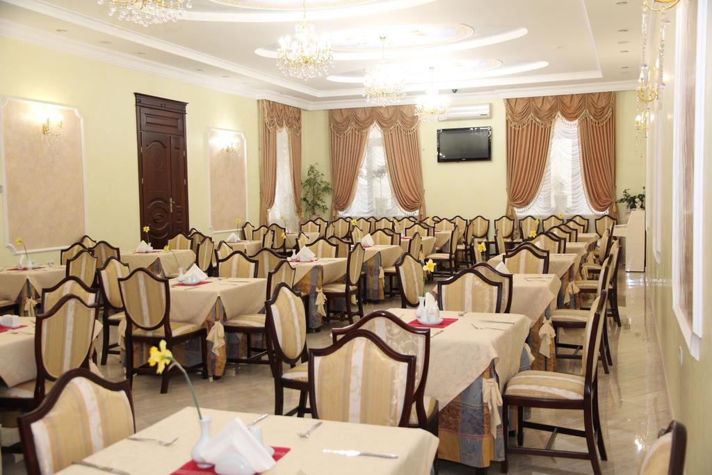 Kleopatra VIP hotel Kamianets-Podilskyi Exterior foto